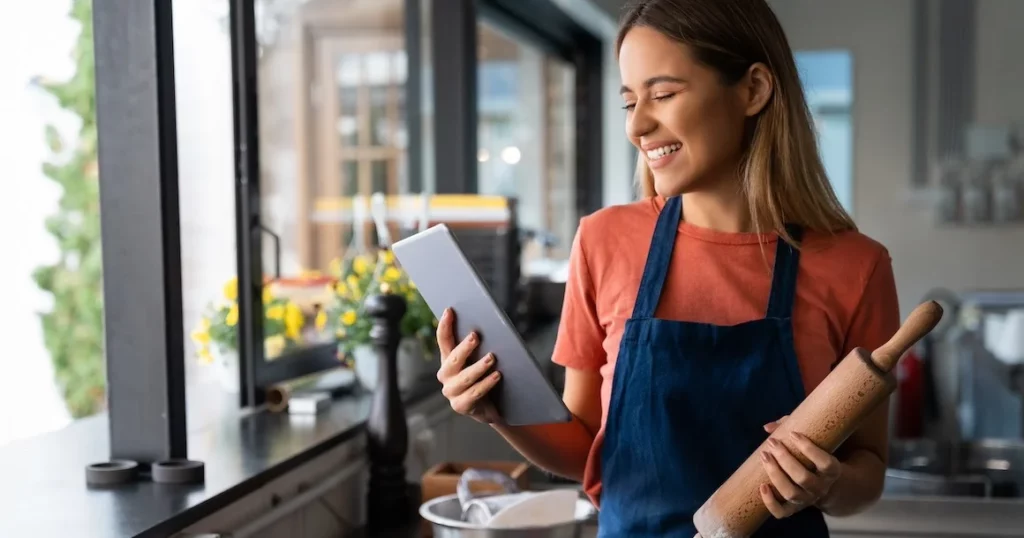 Avec YOUSCHOOL vous avez la possibilité de préparer votre CAP Patisserie adulte à  distance, à votre rythme et d’obtenir un diplôme d’État reconnu !